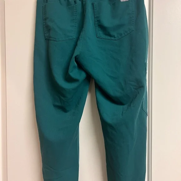 Figs Hunter Green Zamora Scrub Pants Great Condition SP - Picture 10 of 16